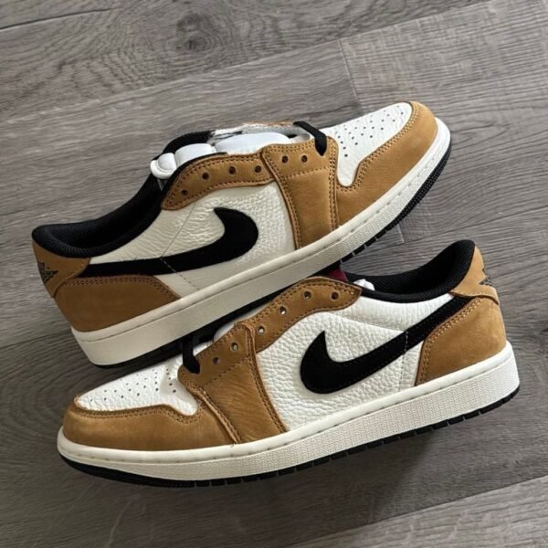 NK AIR JORDA_N RETRO 1 LOW OG ROOKIE OF THE YEAR [TAN / WHITE / BLACK] 1109025