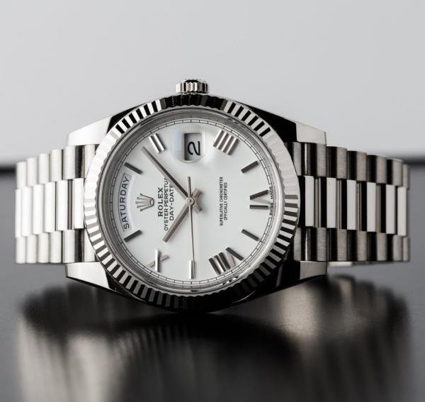 Alternative view of ROLEX DAY DATE (SILVER White)