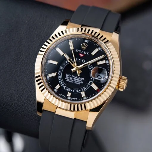 Alternative view of ROLEX SKY DWELLER OYSTERFLEX (GOLD STALE)
