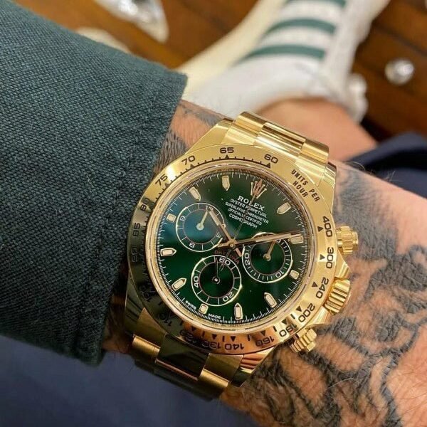 Alternative view of ROLEX DAYTONA (GREEN DIAL)