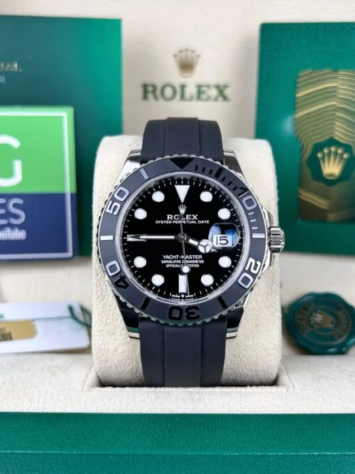 ROLEX YACHT MASTER OYSTER FLEX (BLACK SILVER)