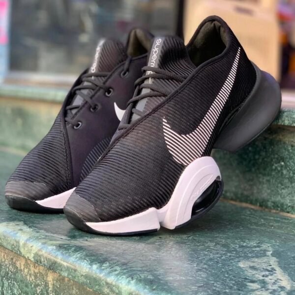 Nike AIR SUPERREP [BLACK / WHITE] 1209025