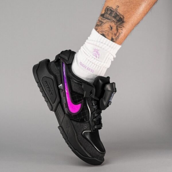 Alternative view of Nike SB DUNK X RTFKT GENESIS VOID [BLACK / PURPLE] 1509025