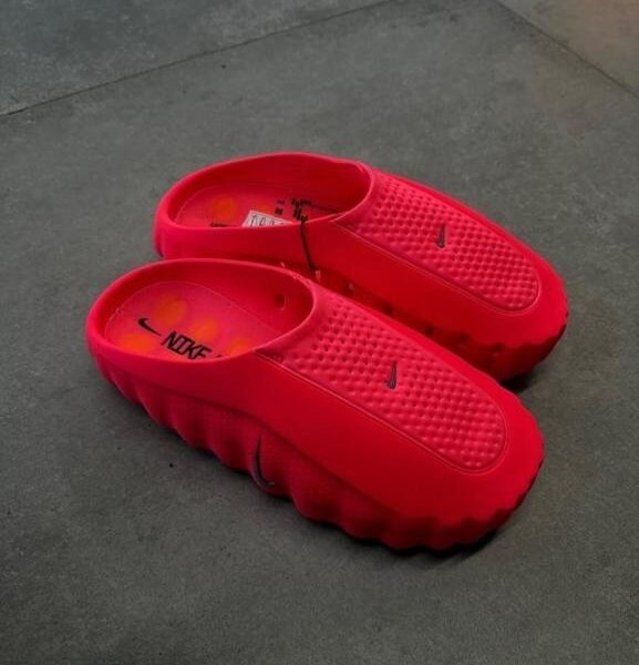 Nik.e Mind 001 Mules In Solar Red